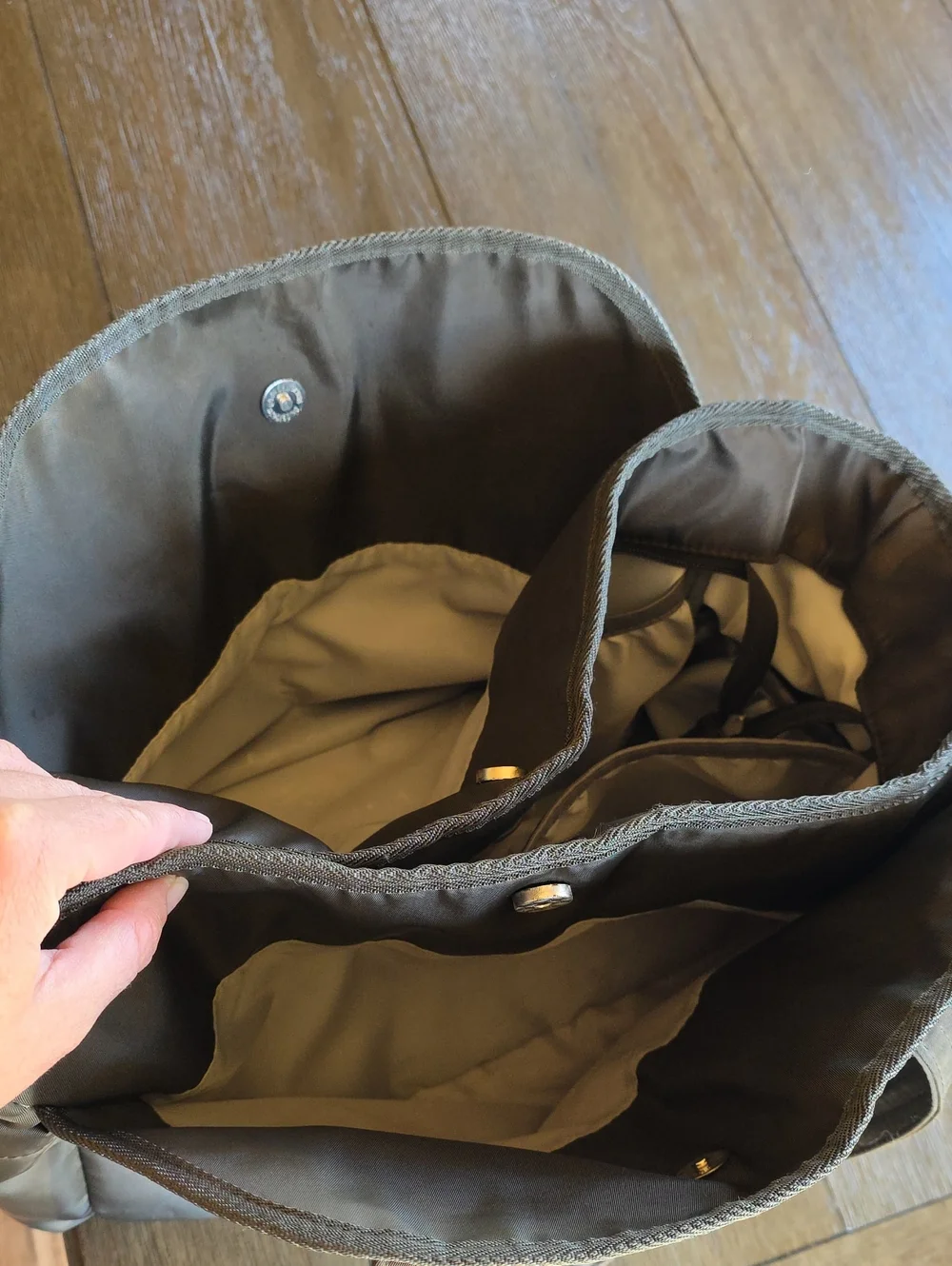 suPROmomi Camo/Green Diaper Bag